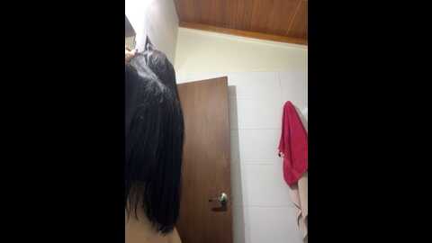 Media: sarasanders_4 Stripchat 2023-09-26 03:23:00