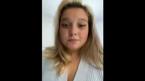 Media: sofiaadams Stripchat 2023-09-26 06:40:00