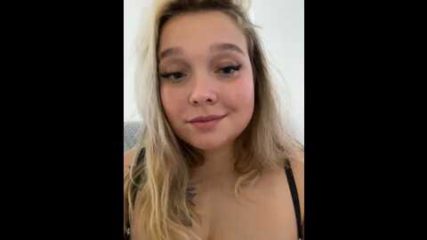 Media: sofiaadams Stripchat 2023-09-26 08:20:00