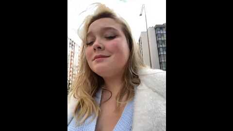 Media: sofiaadams Stripchat 2023-09-26 12:34:00