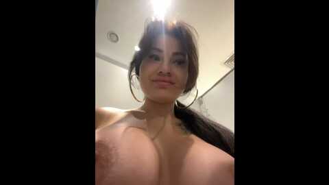 Media: wet__bunny Stripchat 2023-09-26 08:15:00