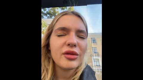 Media: legally_blonde Stripchat 2023-09-27 08:15:00
