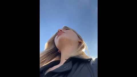 Media: legally_blonde Stripchat 2023-09-27 09:21:00