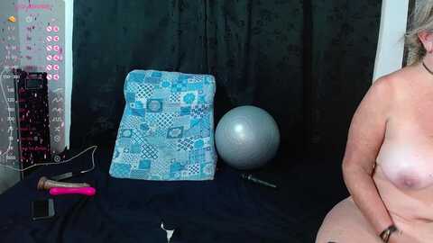 scarletthung2 @ stripchat on 20230927