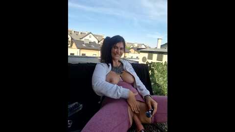 Media: tattoogirlalia Stripchat 2023-09-27 08:08:00