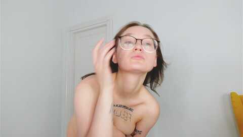 Media: twinky_chiks Stripchat 2023-09-27 19:41:00