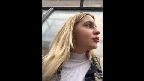 Media: legally_blonde Stripchat 2023-09-28 07:27:00