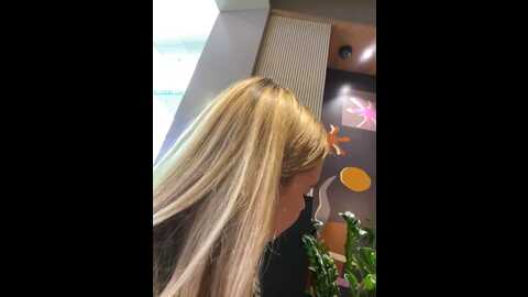 Media: legally_blonde Stripchat 2023-09-28 10:38:00