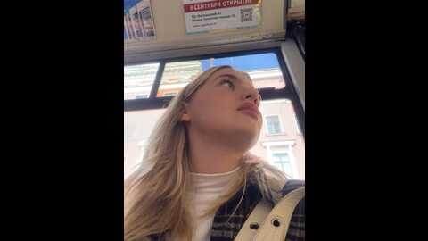 Media: legally_blonde Stripchat 2023-09-28 11:07:00