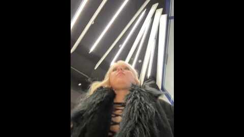 Media: likacat Stripchat 2023-09-28 07:05:00