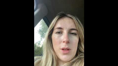 Media: mommmyyummy Stripchat 2023-09-28 14:40:00