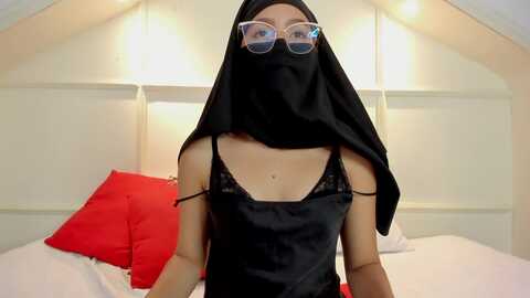 Media: new_arab_kingdom Stripchat 2023-09-28 06:39:00