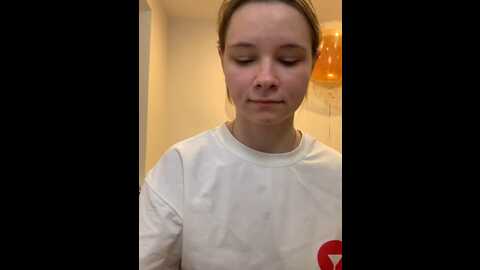 Media: radiants_two Stripchat 2023-09-28 04:12:00