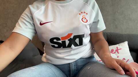 Media: sweetarabic Stripchat 2023-09-28 06:08:00