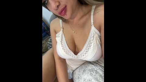 Media: hannabeckett Stripchat 2023-09-29 03:24:00