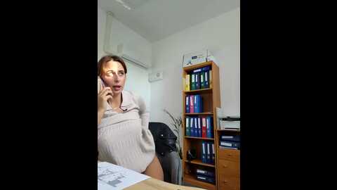 Media: hii_lolla Stripchat 2023-09-29 07:30:00
