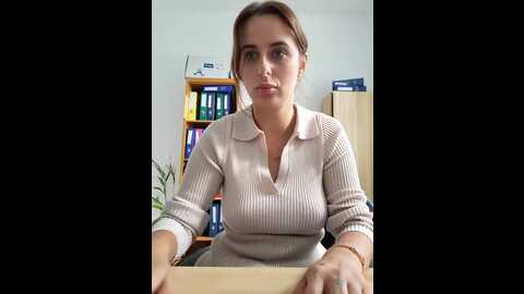 Media: hii_lolla Stripchat 2023-09-29 10:12:00