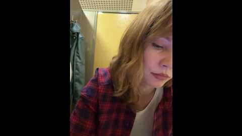 Media: lavenderhot Stripchat 2023-09-29 08:26:00