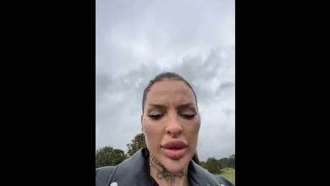 Media: lolitaaabonitaaaa_officia Stripchat 2023-09-29 13:20:00
