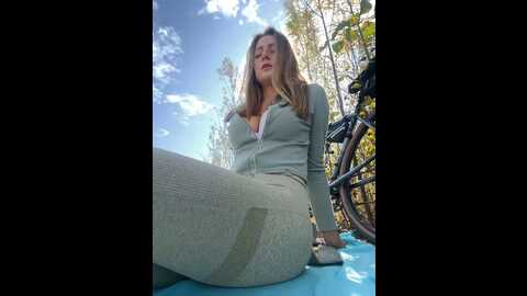 Media: puzdosia Stripchat 2023-09-29 01:40:00