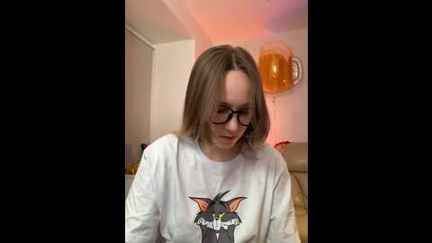 Media: radiants_two Stripchat 2023-09-29 18:40:00
