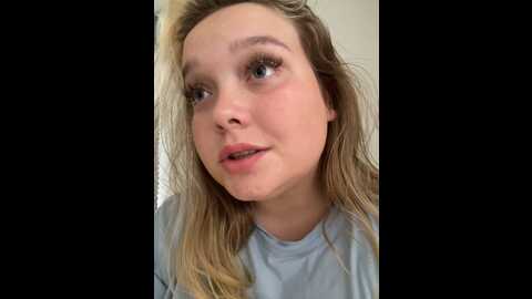 Media: sofiaadams Stripchat 2023-09-29 10:33:00