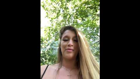 Media: amandateasingg_ Stripchat 2023-09-30 12:12:00