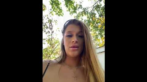 Media: amandateasingg_ Stripchat 2023-09-30 12:16:00