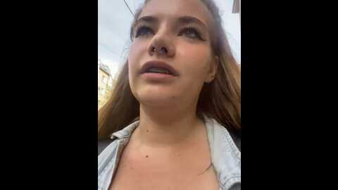 Media: holy_tereza Stripchat 2023-09-30 08:07:00