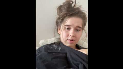 Media: hornygirlh Stripchat 2023-09-30 08:12:00