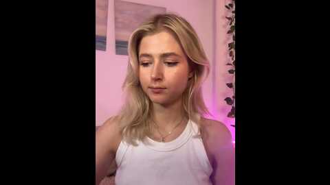 Media: lunarase Stripchat 2023-09-30 16:51:00