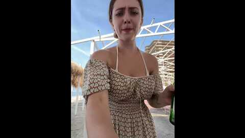 Media: mariid Stripchat 2023-10-01 09:32:00