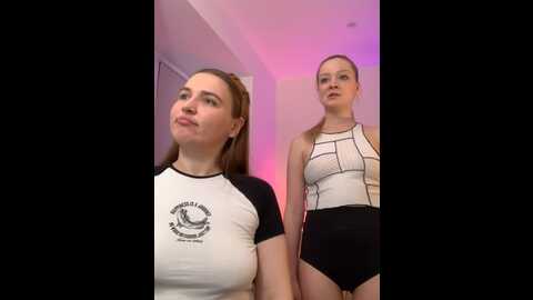 Media: radiants_two Stripchat 2023-10-01 02:38:00