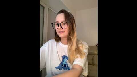 Media: radiants_two Stripchat 2023-10-01 17:44:00