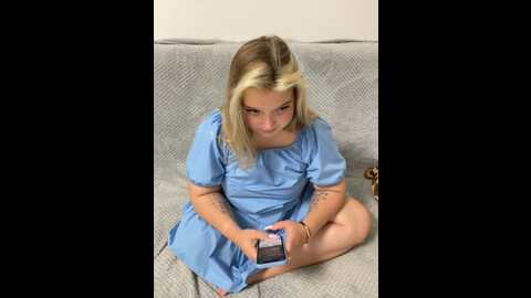 Media: sofiaadams Stripchat 2023-10-01 17:24:00