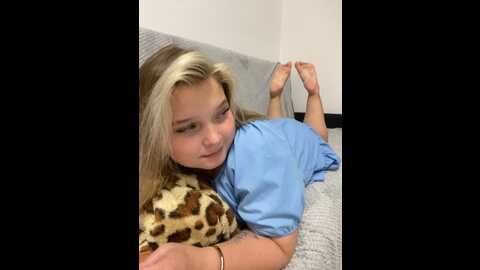 Media: sofiaadams Stripchat 2023-10-01 17:58:00