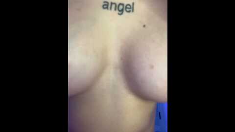 Media: alina_vibe_me Stripchat 2023-10-02 02:51:00