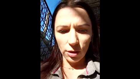 Media: brilliant_queen1 Stripchat 2023-10-01 23:57:00