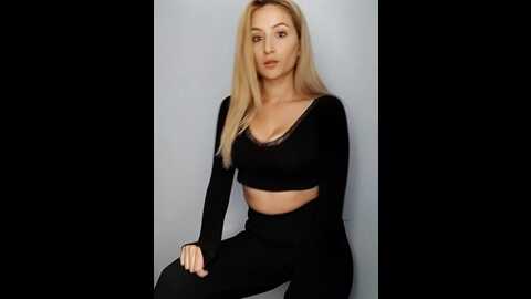 Media: dajla Stripchat 2023-10-02 11:59:00
