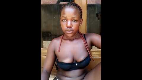 Media: holygrail001 Stripchat 2023-10-02 09:34:00