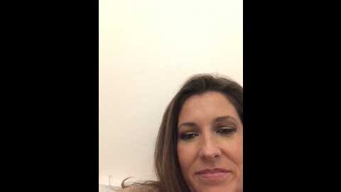 Media: lwhite1 Stripchat 2023-10-01 23:34:00