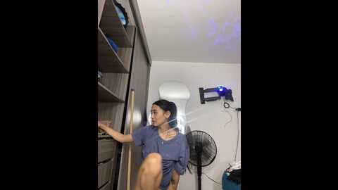 Media: sarateen1 Stripchat 2023-10-02 05:57:00