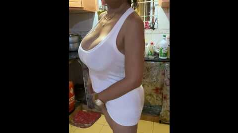 Media: sweetieme Stripchat 2023-10-02 04:03:00