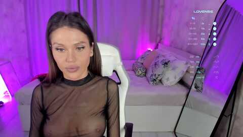 Media: tinalovess Stripchat 2023-10-01 22:38:00