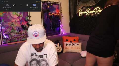 Media: boomboomr00m Stripchat 2023-10-03 02:57:00