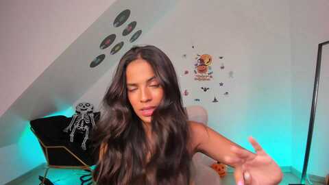 Media: camille_rose Stripchat 2023-10-03 22:23:00