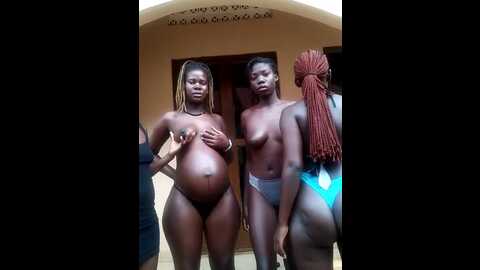 Media: holygrail001 Stripchat 2023-10-03 04:49:00