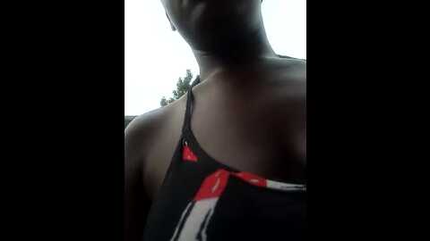 Media: holygrail001 Stripchat 2023-10-03 05:00:00