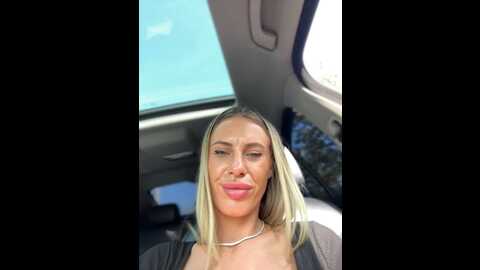Media: jessyrey Stripchat 2023-10-03 09:24:00