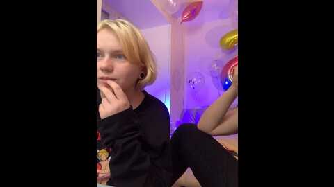 Media: radiants_two Stripchat 2023-10-03 01:56:00